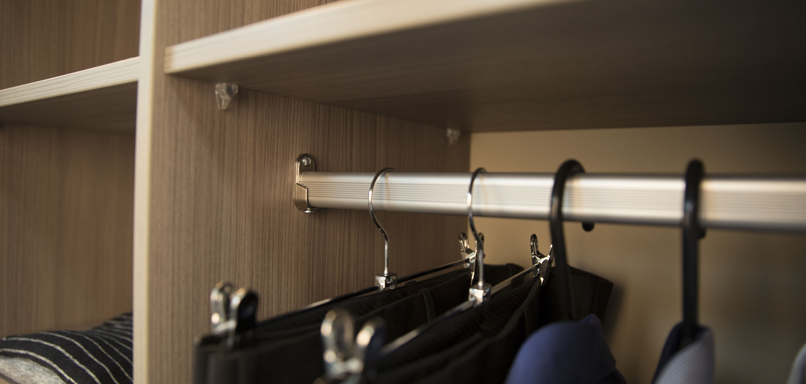 PlaceMakers 1800mm Wardrobe with drawers | PlaceMakers NZ